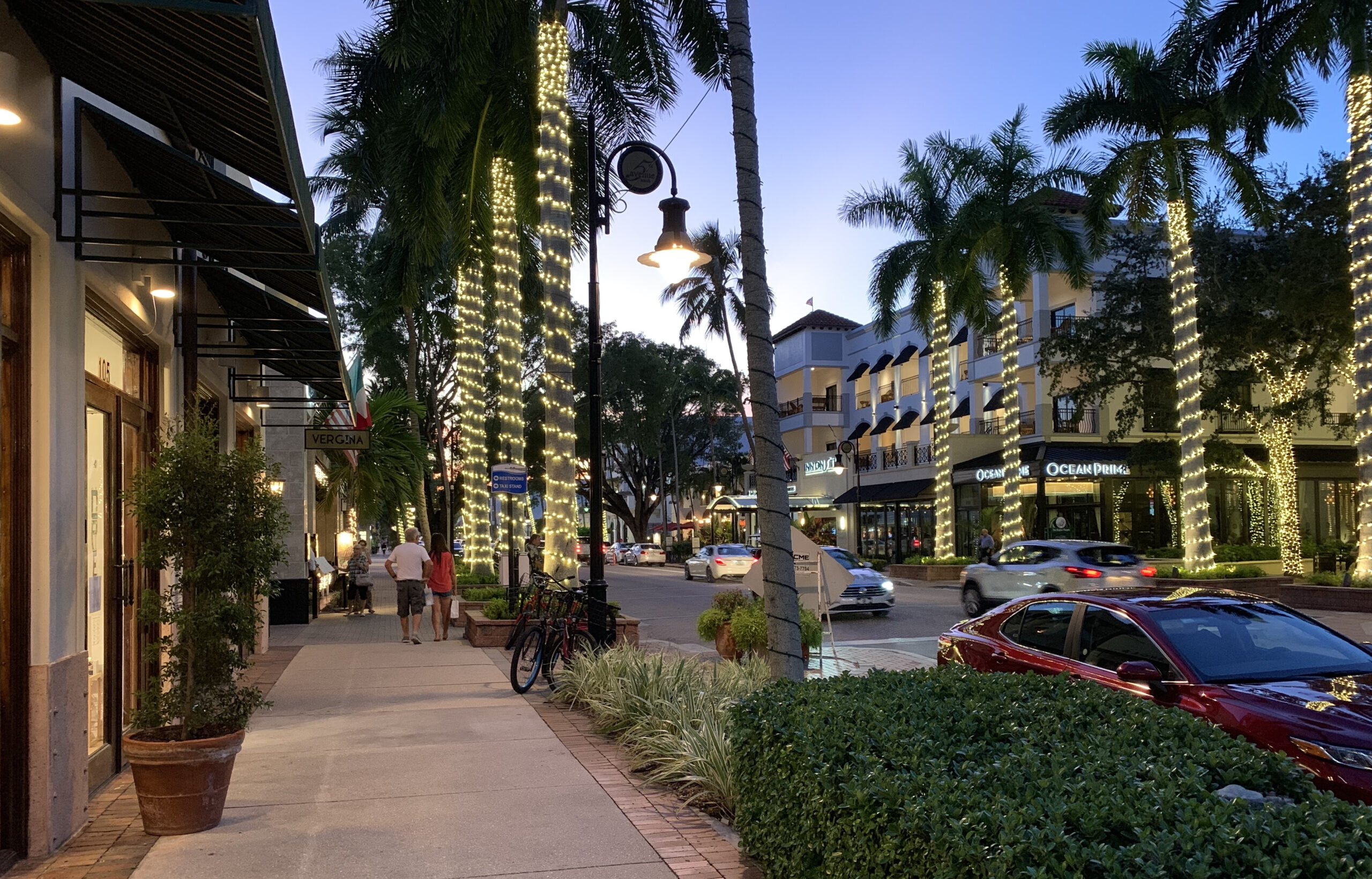 Fifth Avenue Shopping Downtown Naples, Florida